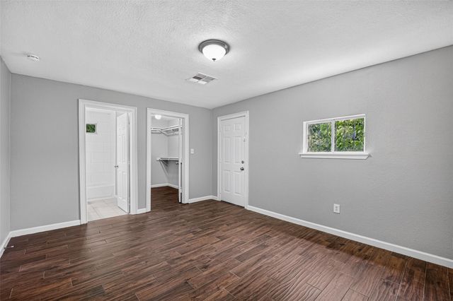 1112 Johnson Street, Pasadena, TX 77506