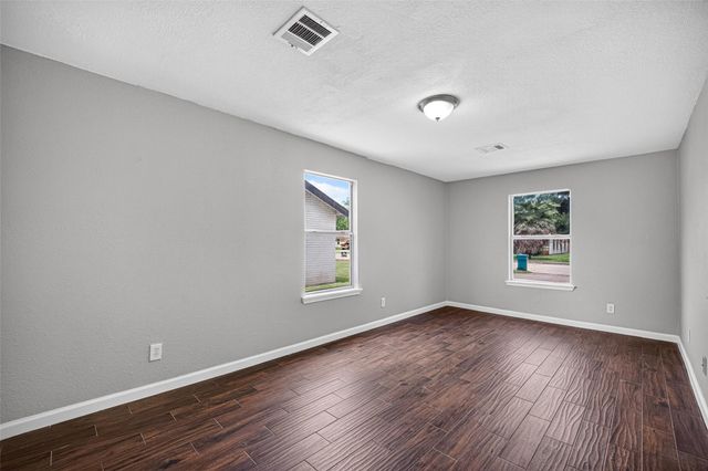 1112 Johnson Street, Pasadena, TX 77506
