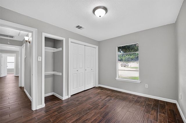 1112 Johnson Street, Pasadena, TX 77506