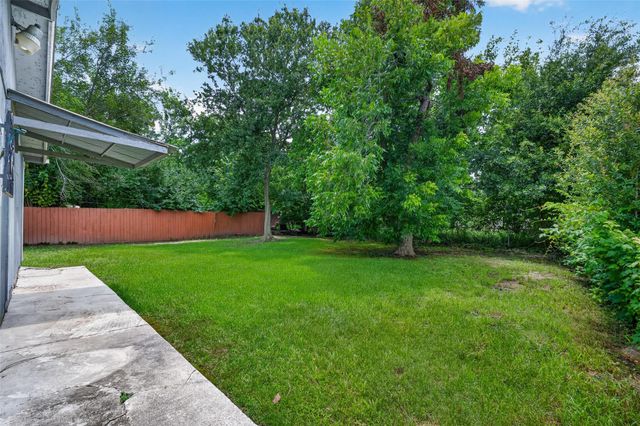 1112 Johnson Street, Pasadena, TX 77506