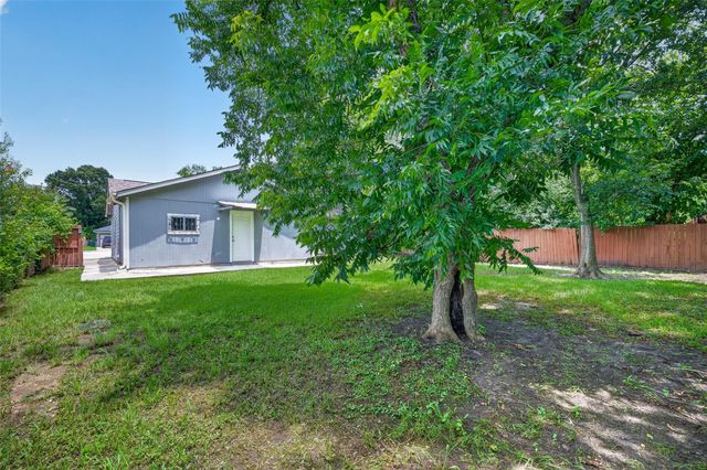 1112 Johnson Street, Pasadena, TX 77506