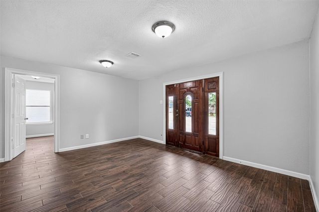 1112 Johnson Street, Pasadena, TX 77506
