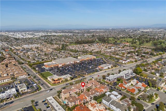 5142 Warner Ave 209, Huntington Beach, CA 92649