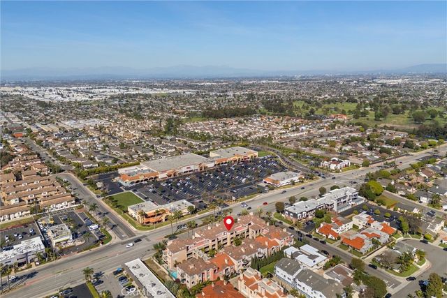 5142 Warner Ave 209, Huntington Beach, CA 92649