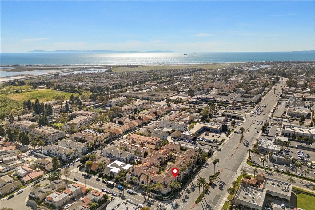 5142 Warner Ave 209, Huntington Beach, CA 92649