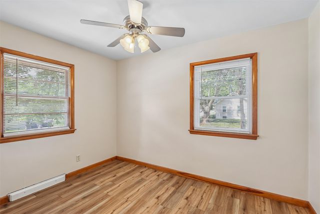 6625 Oliver Smith Drive, Urbandale, IA 50322
