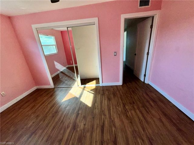 2632 Weeks AVE, Naples, FL 34112