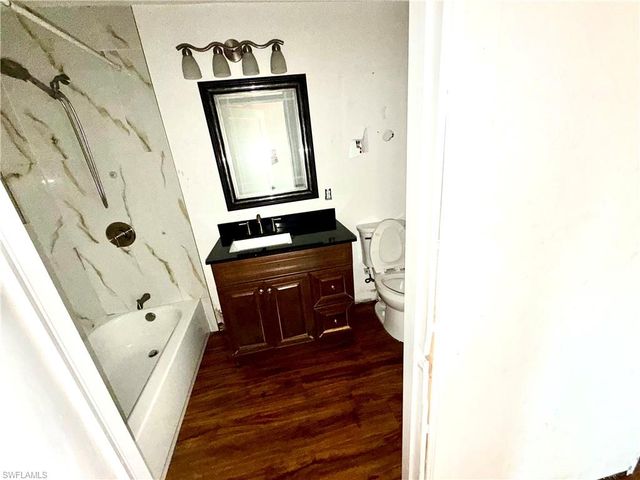 2632 Weeks AVE, Naples, FL 34112