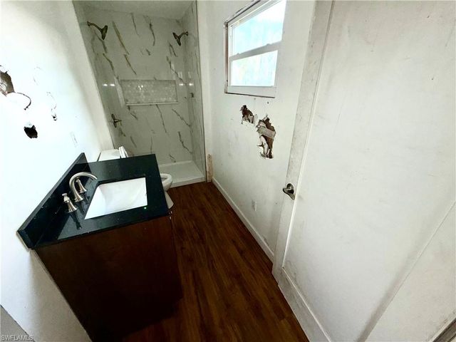 2632 Weeks AVE, Naples, FL 34112