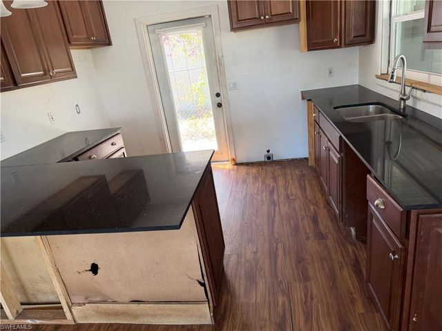 2632 Weeks AVE, Naples, FL 34112