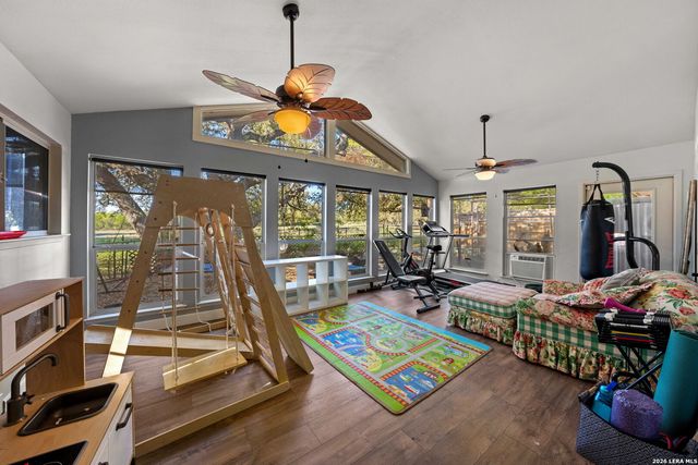 6723 Connie Mack, San Antonio, TX 78240