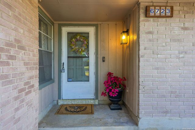 6723 Connie Mack, San Antonio, TX 78240