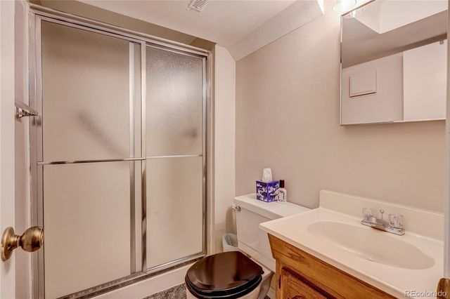2784 S Heather Gardens Way, Aurora, CO 80014