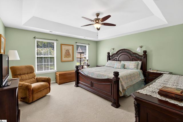 6 Red Shirt Court, Greer, SC 29651