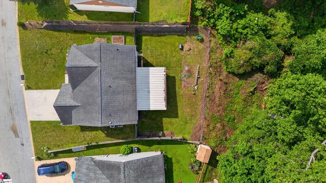 6 Red Shirt Court, Greer, SC 29651