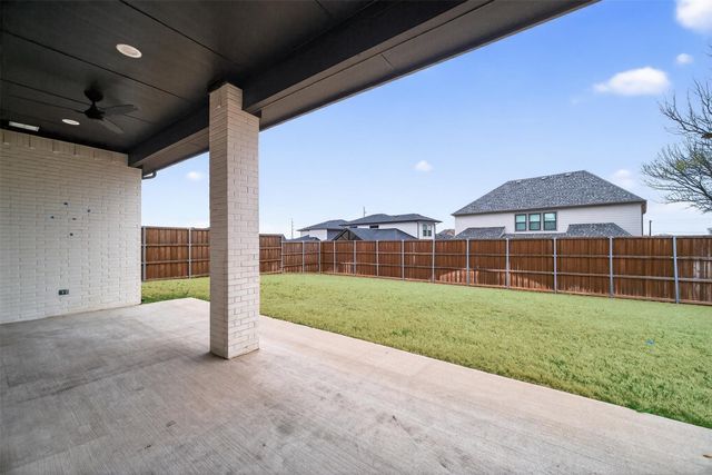 1322 Genoa Circle, Garland, TX 75040