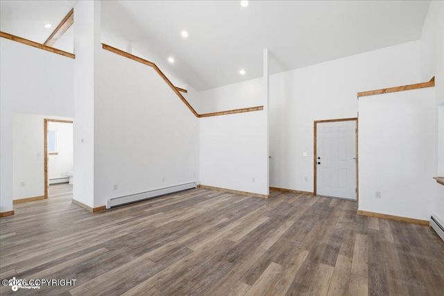 13862 W Halston Avenue, Big Lake, AK 99652