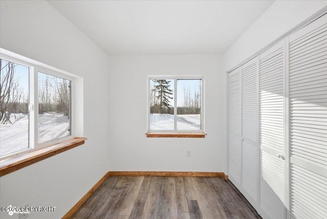 13862 W Halston Avenue, Big Lake, AK 99652