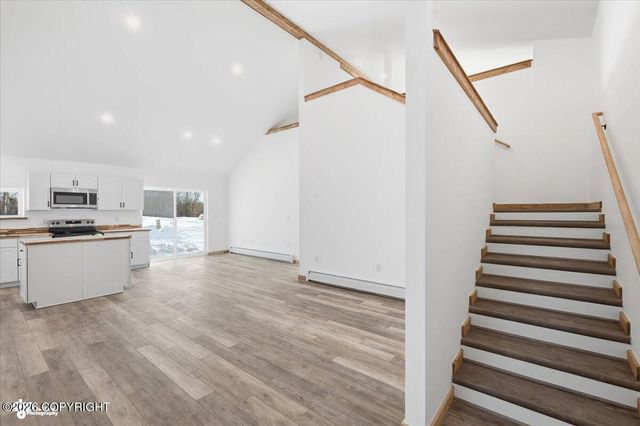 13862 W Halston Avenue, Big Lake, AK 99652