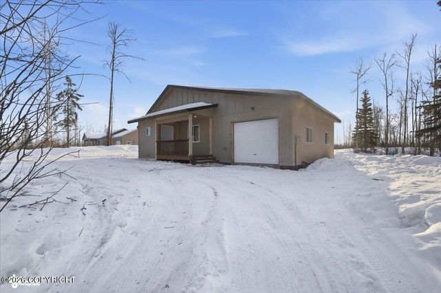 13862 W Halston Avenue, Big Lake, AK 99652