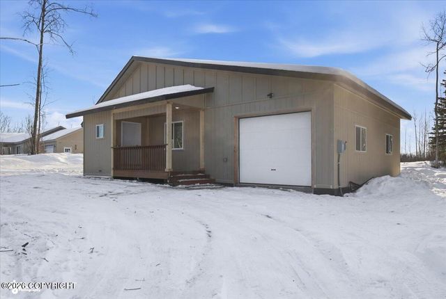 13862 W Halston Avenue, Big Lake, AK 99652
