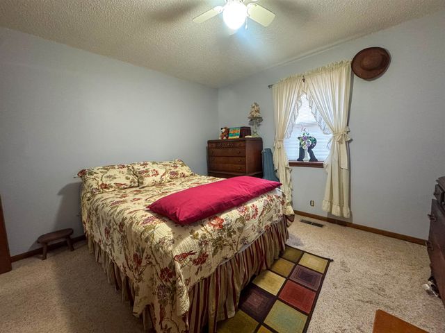 4 Menominee Drive, Cherokee Village, AR 72529