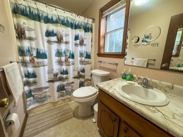 4 Menominee Drive, Cherokee Village, AR 72529