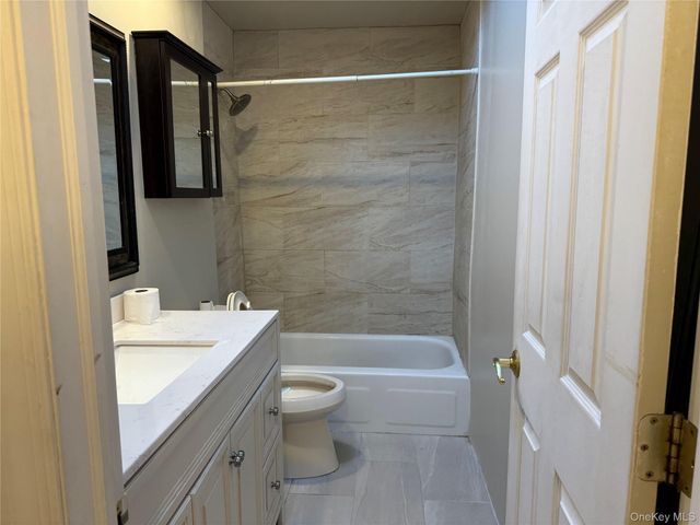 11 Syosset Circle, Syosset, NY 11791