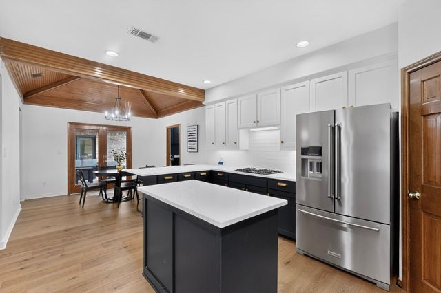 7347 Williamswood Drive, Dallas, TX 75252
