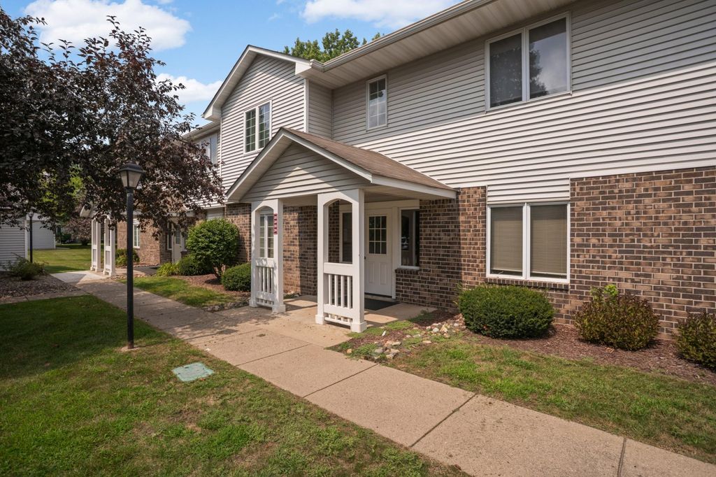 3575 Blue Jay Way 103, Eagan, MN 55123