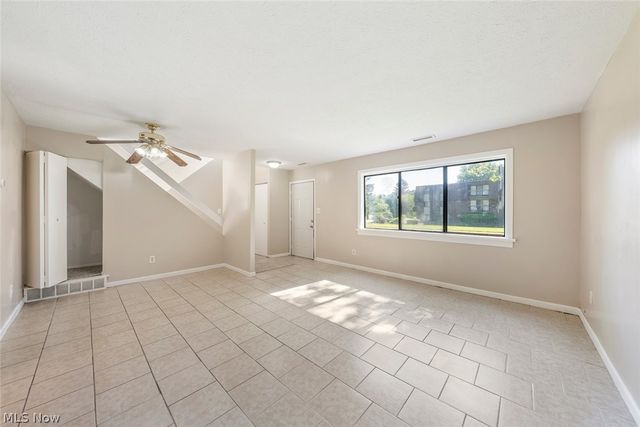 9588 Fernwood Drive, Olmsted Falls, OH 44138