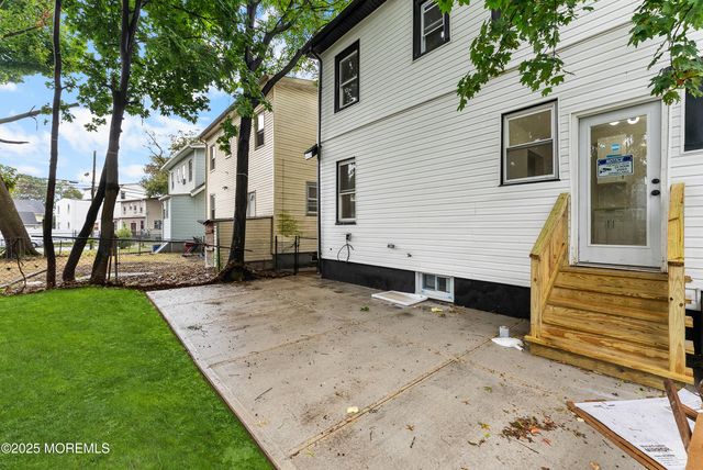 130 Montgomery Avenue, Irvington, NJ 07111