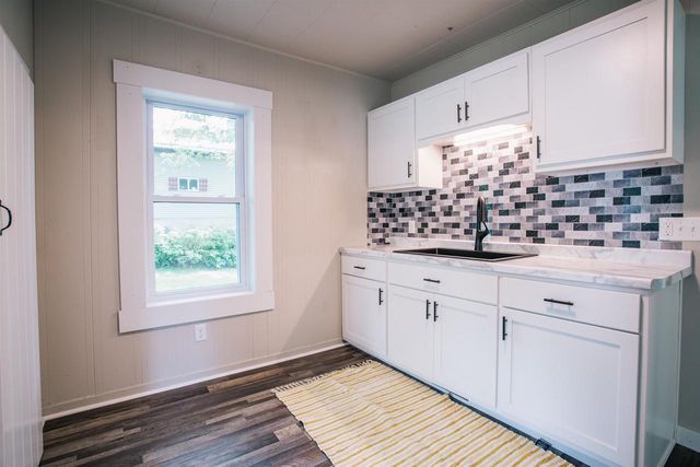 315 W BEGLEY STREET, Greenwood, WI 54437