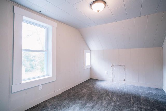 315 W BEGLEY STREET, Greenwood, WI 54437