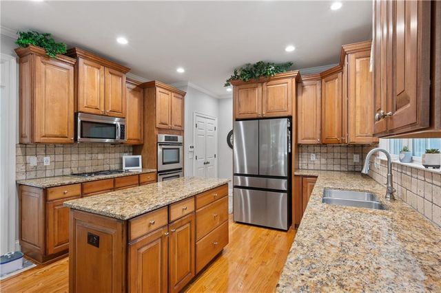 671 Riverwood Drive, Dallas, GA 30157