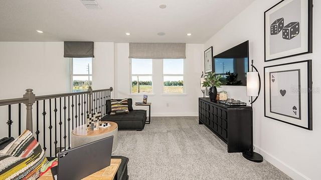 32484 SEA LOCH LOOP, Mount Dora, FL 32757