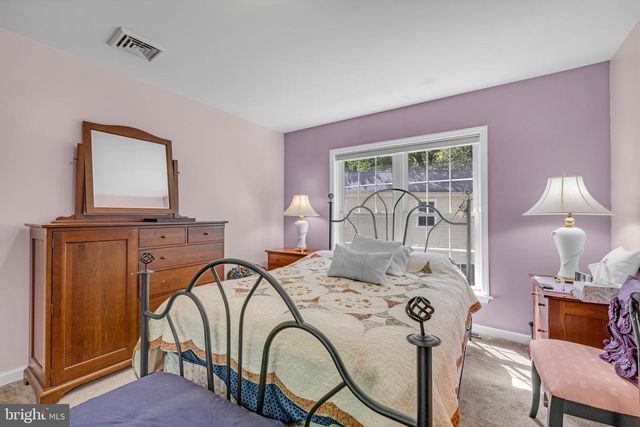 6 HEATHER PL #6, Newark, DE 19702