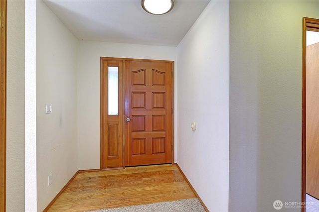 1054 Michael Way, Camano Island, WA 98282