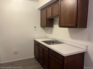 22797 Grove Street, St. Clair Shores, MI 48080