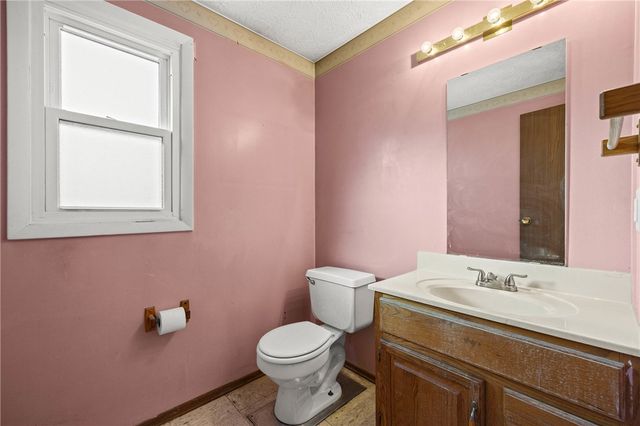 46 Calvin Road, Rochester, NY 14612