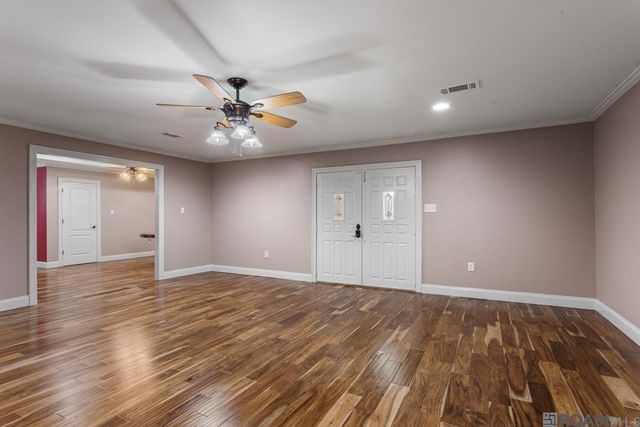 31430 Cane Market Rd, Walker, LA 70785