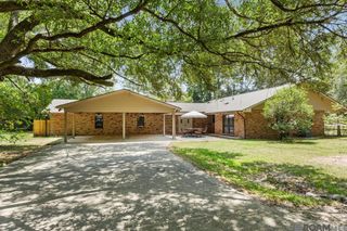 31430 Cane Market Rd, Walker, LA 70785
