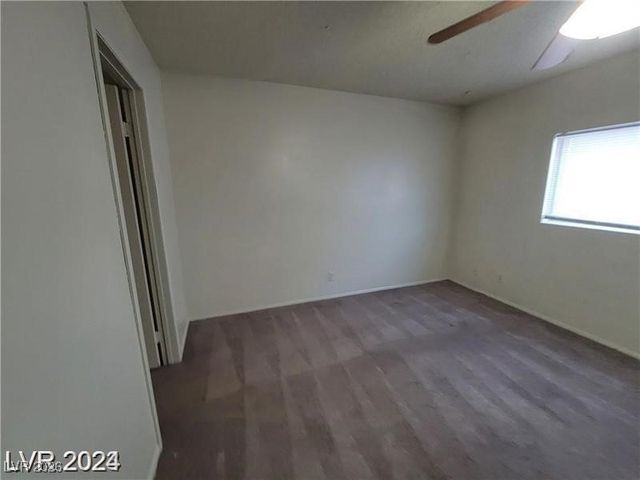 854 Stainglass Lane, Las Vegas, NV 89110