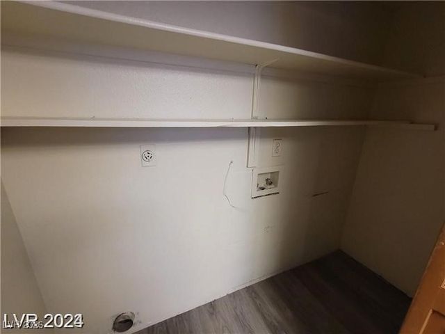 854 Stainglass Lane, Las Vegas, NV 89110