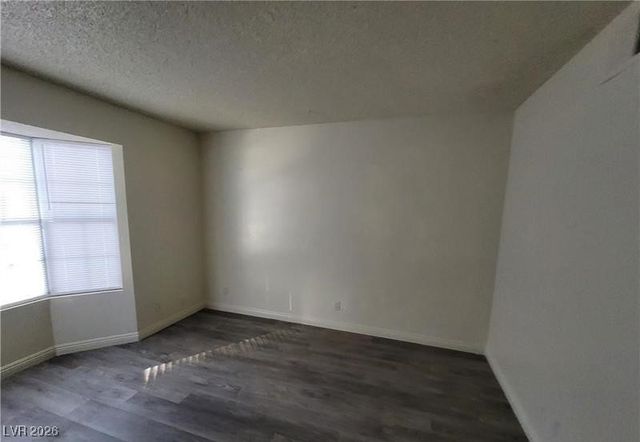 854 Stainglass Lane, Las Vegas, NV 89110