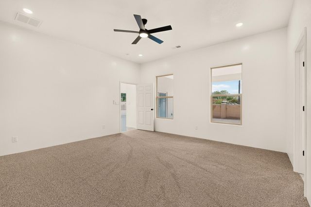 335 Manuel Sanchez Place SW, Albuquerque, NM 87105