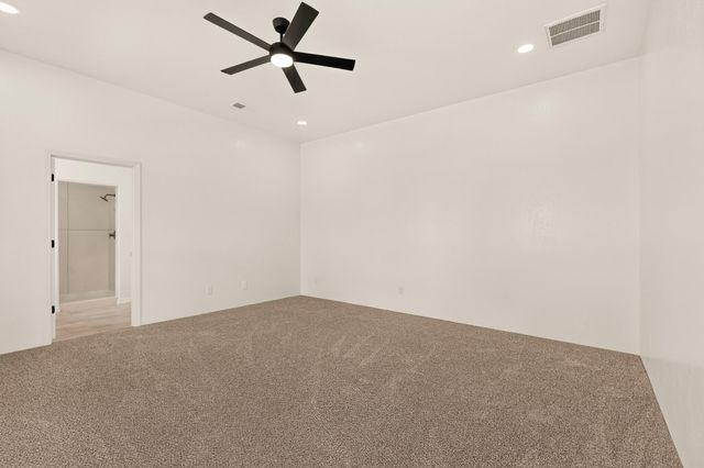 335 Manuel Sanchez Place SW, Albuquerque, NM 87105