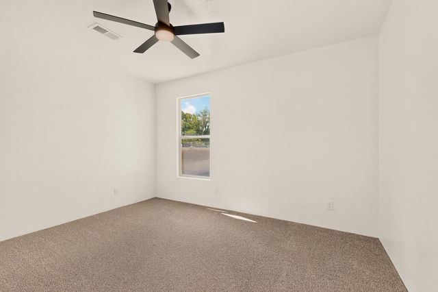 335 Manuel Sanchez Place SW, Albuquerque, NM 87105