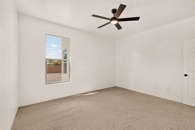 335 Manuel Sanchez Place SW, Albuquerque, NM 87105