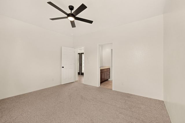 335 Manuel Sanchez Place SW, Albuquerque, NM 87105